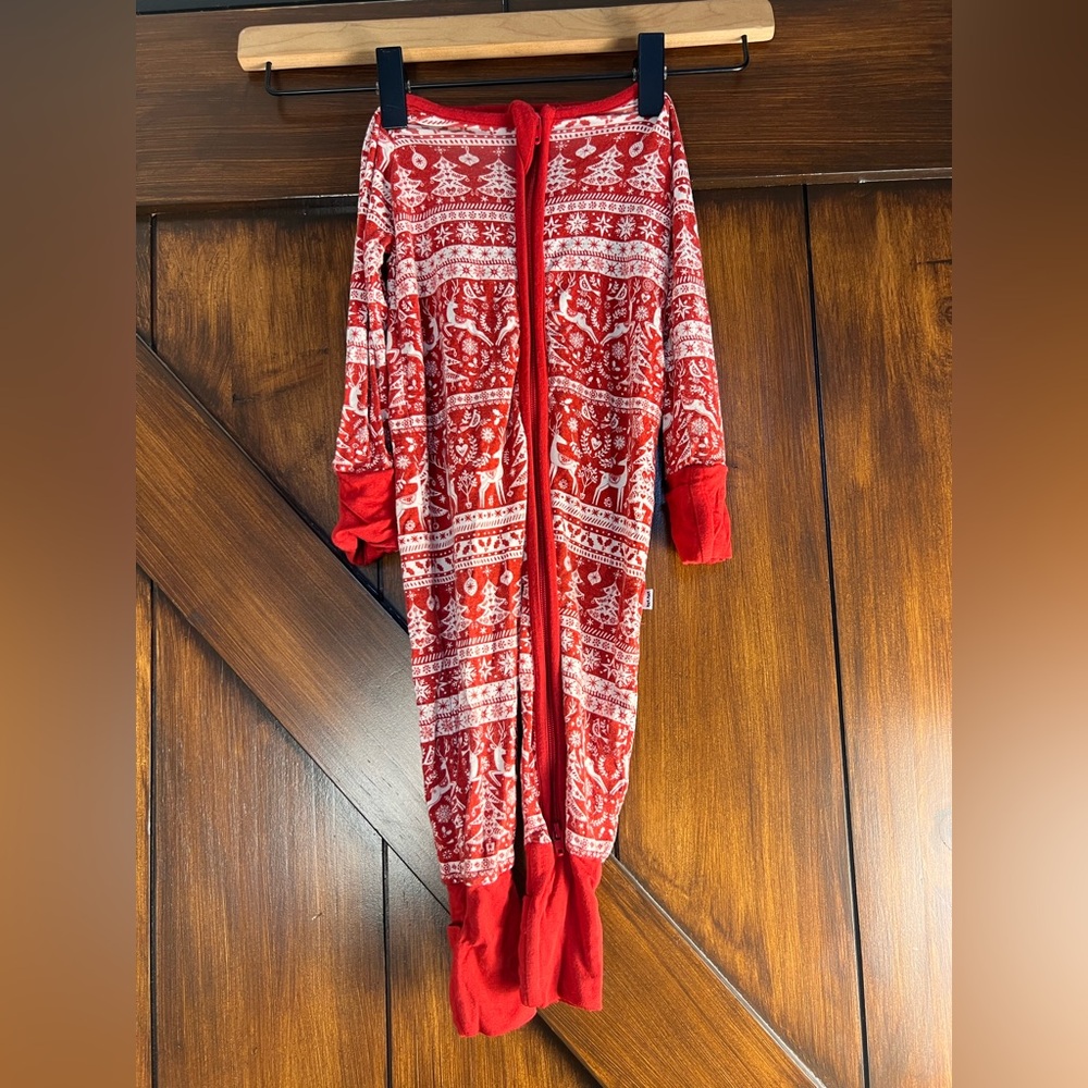Little Sleepies Festive Red Christmas Onesie Pajamas Baby 3-6 months.